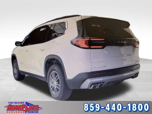 Used 2025 GMC Acadia Elevation FWD image 8