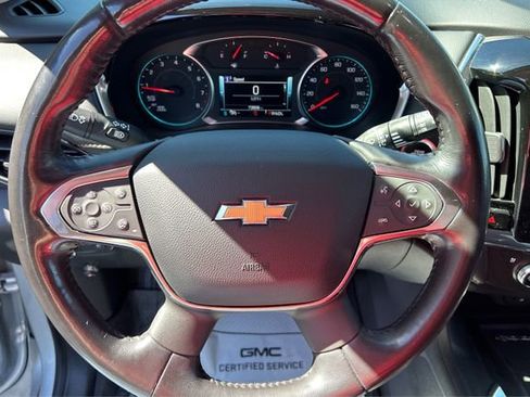 Used 2019 Chevrolet Traverse Premier AWD/4WD image 17