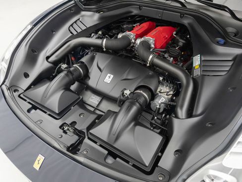 Used 2016 Ferrari California T image 59
