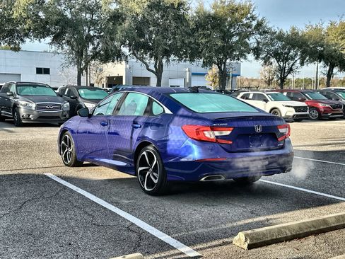 Used 2022 Honda Accord Sport image 4
