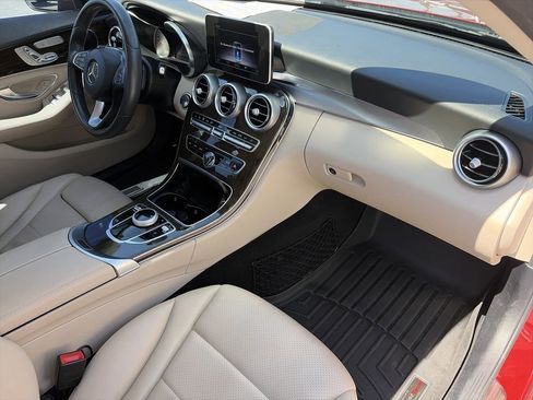 Used 2018 Mercedes-Benz C 300 Sedan image 34