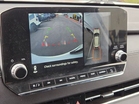 Used 2023 Mitsubishi Outlander SEL image 22