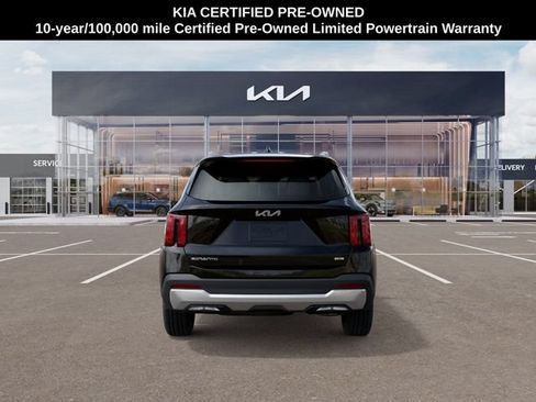 Certified 2025 Kia Sorento EX AWD/4WD image 5