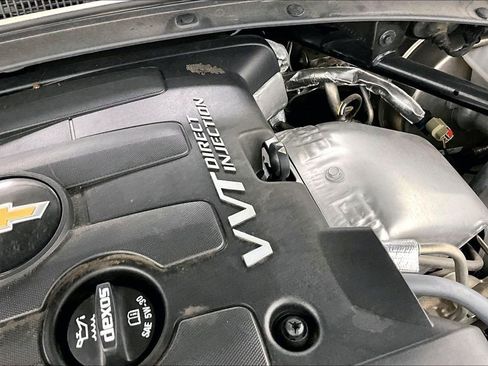 Used 2022 Chevrolet Camaro LT RWD image 27