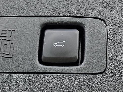 Used 2020 Lincoln Corsair AWD w/ Equipment Group 101A image 33