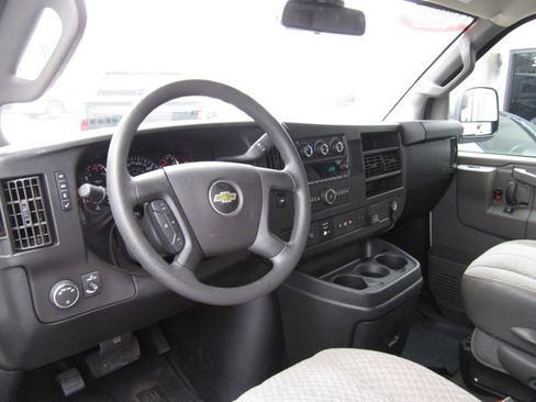 Used 2019 Chevrolet Express 3500 LT w/ LT Preferred Equipment Group RWD image 7
