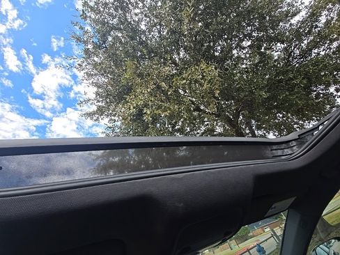 Used 2018 Audi Q3 2.0T Premium image 21