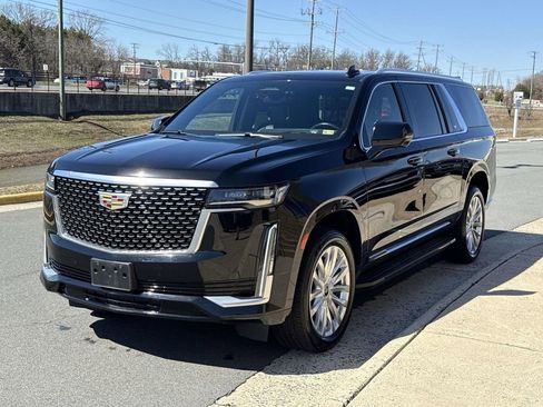 Used 2022 Cadillac Escalade ESV Luxury image 16