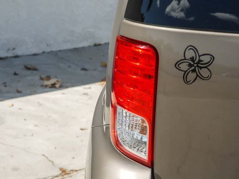 Used 2013 Scion xB FWD image 7