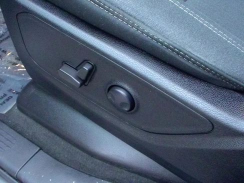 Used 2022 RAM 1500 Big Horn image 13