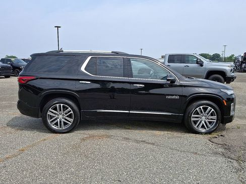 Used 2023 Chevrolet Traverse High Country w/ LPO, Cargo Package image 13