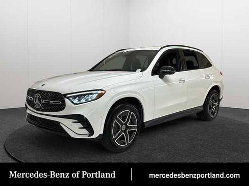 Used 2026 Mercedes-Benz GLC 300 4MATIC image 1