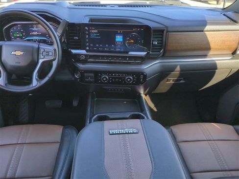 Certified 2024 Chevrolet Silverado 3500 High Country w/ High Country Premium Package image 21