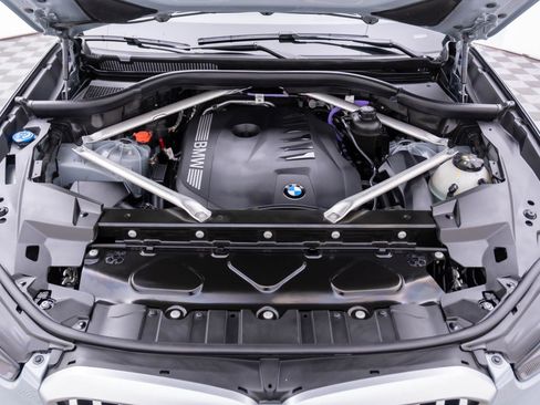 Certified 2024 BMW X5 xDrive40i w/ M Sport Package image 31