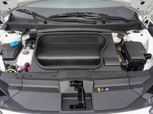 Used 2024 Hyundai Ioniq 6 SEL RWD image 27