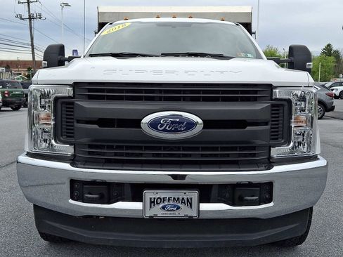 Used 2018 Ford F350 XL w/ Power Equipment Group AWD/4WD image 2