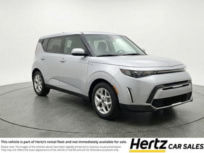 Used 2025 Kia Soul LX w/ LX Technology Package