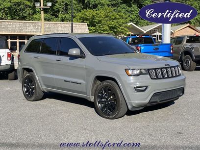 Used 2020 Jeep Grand Cherokee Altitude