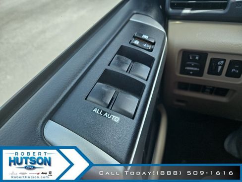 Used 2011 Toyota 4Runner SR5 AWD/4WD image 11