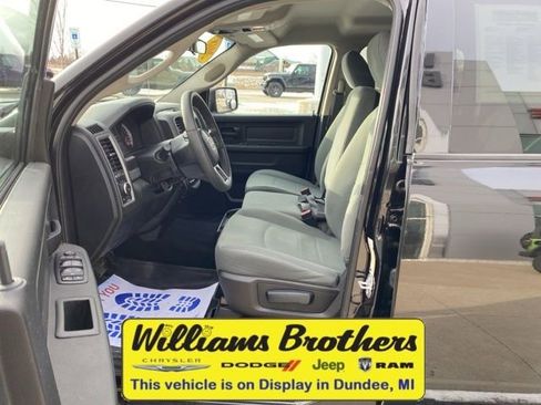 Used 2018 RAM 1500 Express w/ Black Ram 1500 Express Group image 12