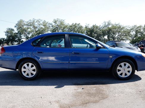 Used 2003 Ford Taurus SEL FWD image 11