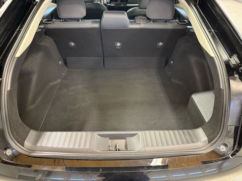 Used 2023 Toyota Prius LE image 25