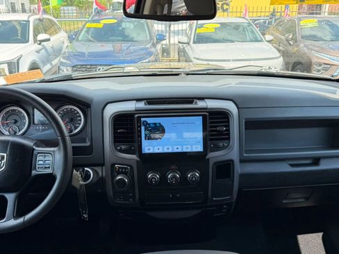 Used 2018 RAM 1500 Express AWD/4WD image 15