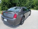 Used 2020 Chrysler 300 Touring w/ Sport Appearance Package image 5