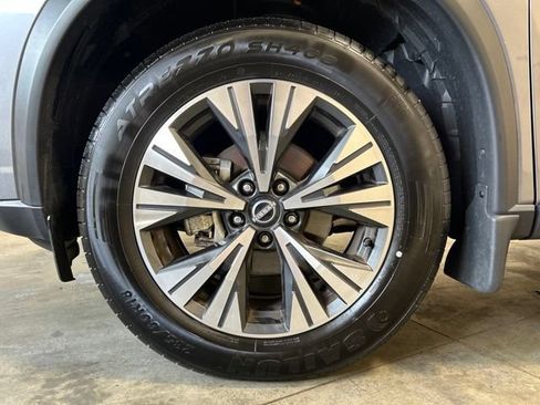 Used 2023 Nissan Rogue SV AWD/4WD image 10