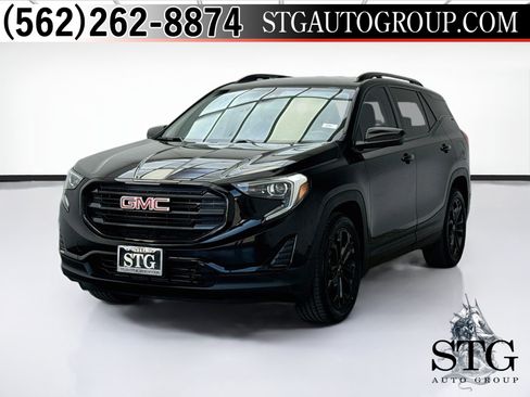 Used 2020 GMC Terrain SLE w/ Driver Convenience Package FWD image 1