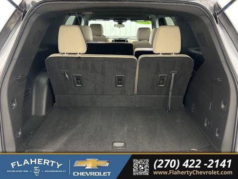 Used 2023 Chevrolet Traverse LS w/ Safety Package image 19