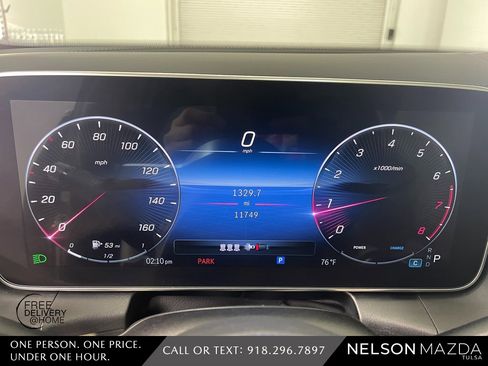 Used 2024 Mercedes-Benz GLC 300 4MATIC image 25