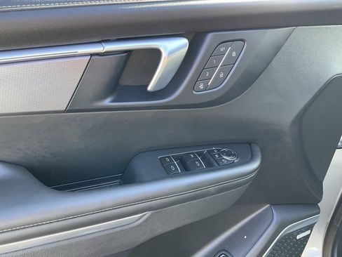 Used 2025 Buick Enclave Sport Touring w/ Power Package image 19