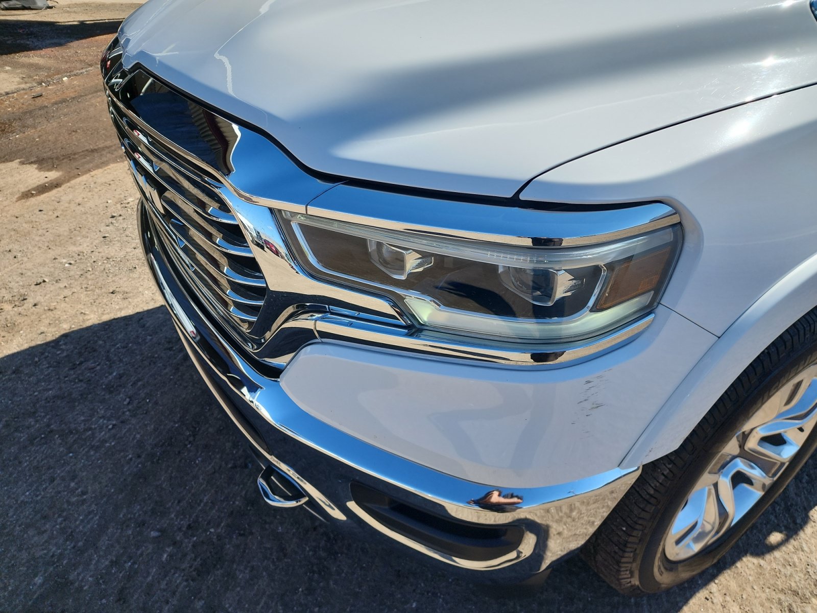 Used 2023 RAM 1500 Limited AWD/4WD image 11