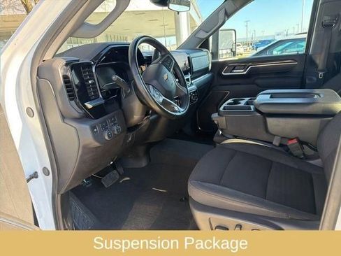 Used 2025 Chevrolet Silverado 2500 LT AWD/4WD image 14