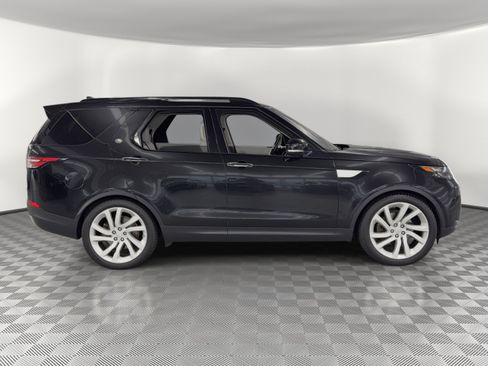 Used 2017 Land Rover Discovery HSE Luxury AWD/4WD image 8