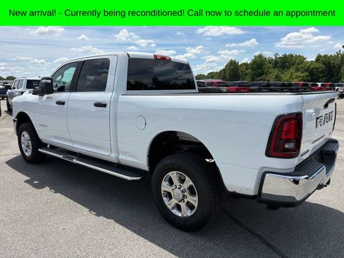 Used 2026 RAM 2500 Big Horn AWD/4WD image 5