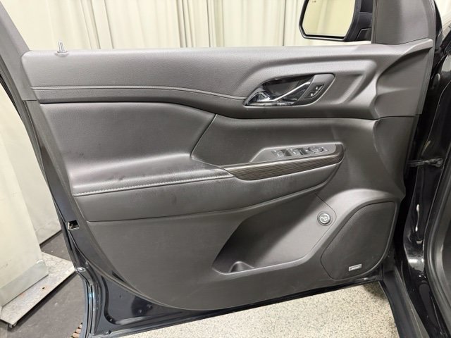 Used 2019 GMC Acadia SLT AWD/4WD image 19