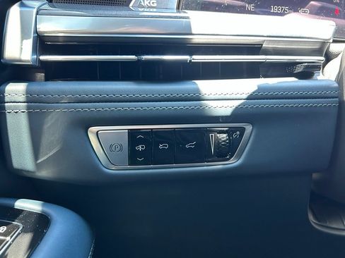 Used 2025 Cadillac Escalade IQ Sport 2 AWD/4WD image 65