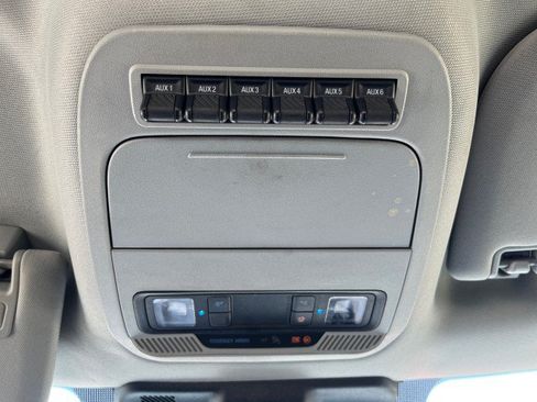 Used 2023 Ford F450 XL AWD/4WD image 18
