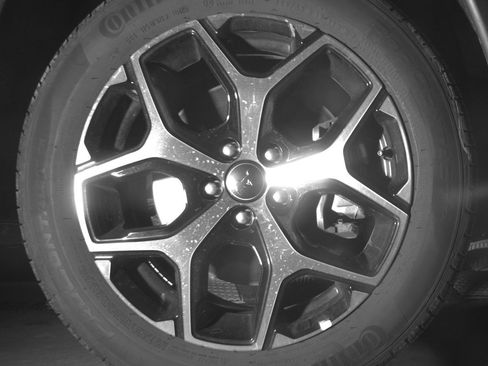 Used 2025 Jeep Compass Limited image 13