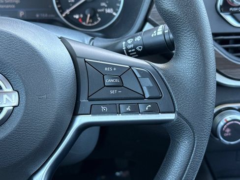 Certified 2024 Nissan Altima 2.5 SV FWD image 30