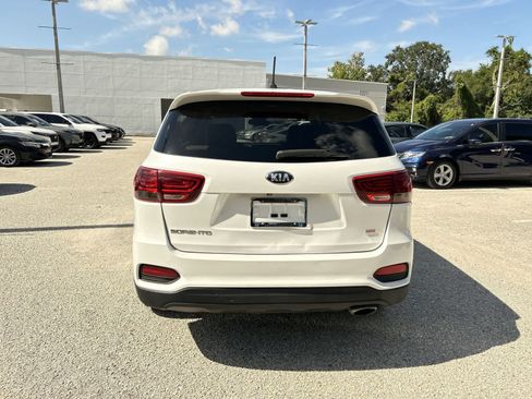 Used 2020 Kia Sorento LX FWD image 7
