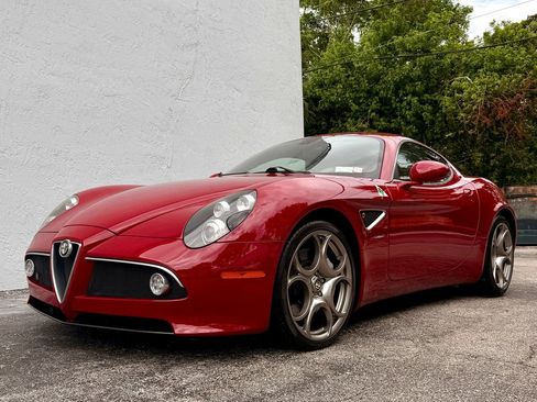 Used 2008 Alfa Romeo 8C Competizione RWD image 4