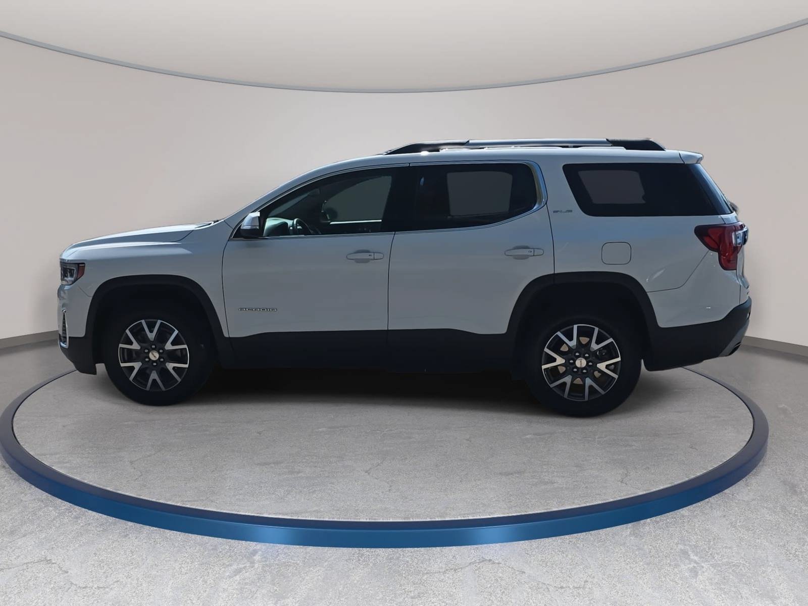 Used 2022 GMC Acadia SLE w/ Driver Convenience Package FWD image 8