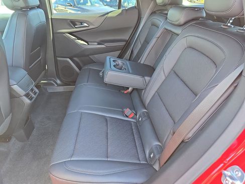 New 2026 Chevrolet Equinox LT w/ Convenience Package II image 14