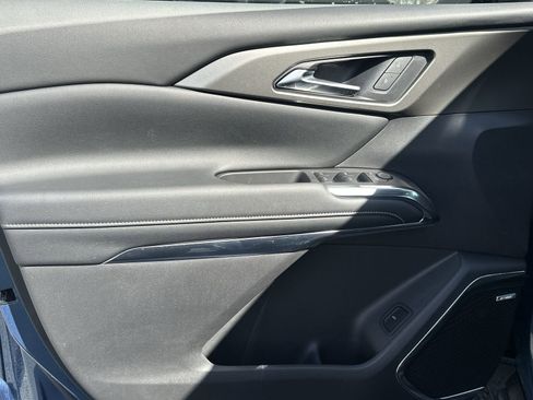 Certified 2025 Chevrolet Traverse LT w/ Enhanced Driving Package image 14