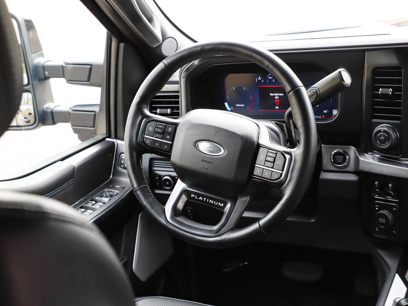 Used 2026 Ford F250 Platinum AWD/4WD image 13