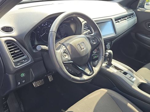 Used 2022 Honda HR-V Sport image 7