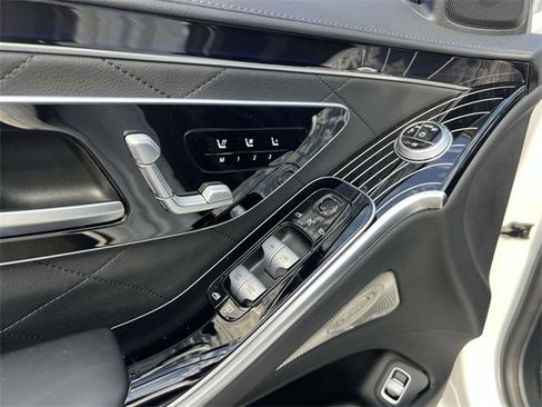 Used 2024 Mercedes-Benz S 580 4MATIC Sedan image 13